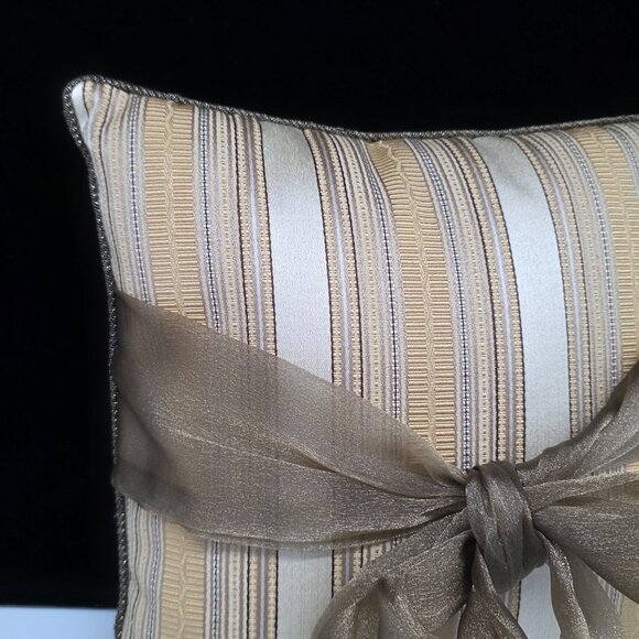 Vintage Small Striped Accent Throw Pillow Ribbon Bow Accent By Woof & Poof 10" - Picture 3 of 14